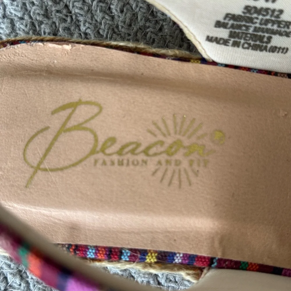 Vintage Beacon Pink Purple Multi Striped Espadrille Sandals Size 10W *FLAW*